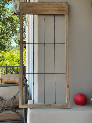 Farmhouse style wooden frame w/metal grid for hanging RCD|77083