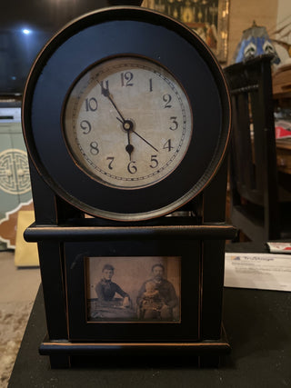 Desk Clock with removable pictures rcd|44258