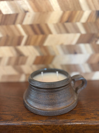 HANDMADE UPCYCLED CANDLE RUSTIC MUG GREEN LIP SCENT ALMOND MACARON|107333