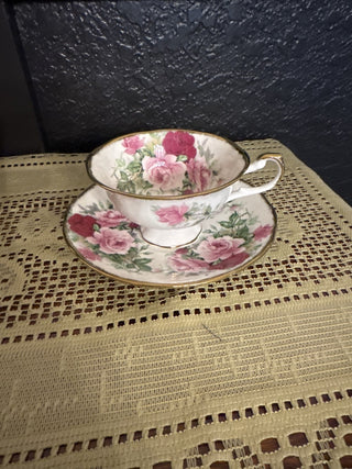 Vintage Royal Albert American Beauty Tea Cup & Saucer-RCD|68508