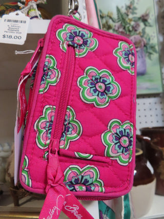 Vera Bradley wallet MTS