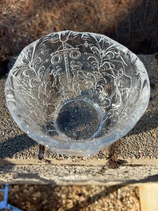 KW vintage Kosta Boda "Rhapsody" glass bowl designed by Kjell Engman in Sweden