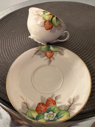 Vintage Teacup/ Saucer Shata Strawberry MTS