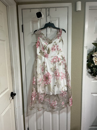 New with Tags Women's Size Large Floral Dress with Sheer Overlay RCD