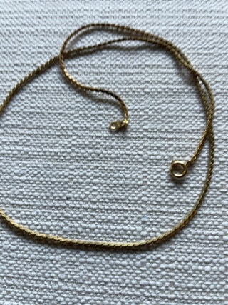 Vintage Japan goldtone necklace 20”