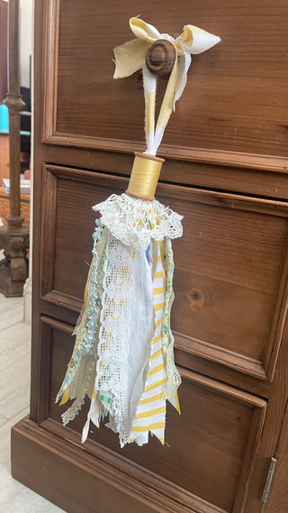 BP Spool Tassel Handmade yellow RCD|81651