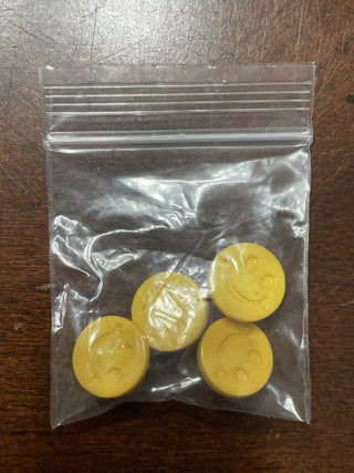 4 vtg shank buttons smiley face RSV