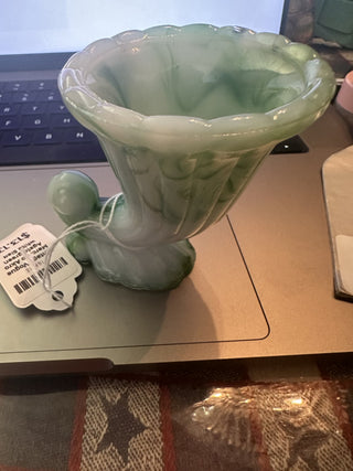 Vintage Vogue Merc. Co Akro Agate green white Slag Glass Cornucopia Toothpick Holder Urn#62 VV MTS|104099