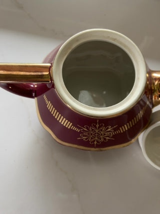 Vintage Baltimore Style Hall China Maroon 6 Cup Teapot