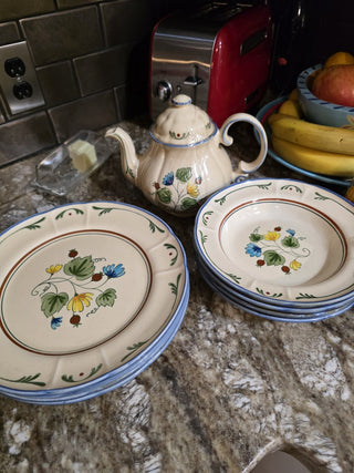 RF Vernon Ware by Metlox "Gigi" Set of 9 Incl Tea Pot