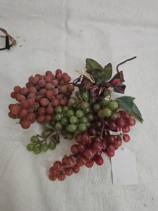 AD. Vintage Faux Soft Rubber Grapes