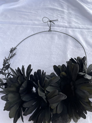 Black Metal Wreath w/ Flowers 10"