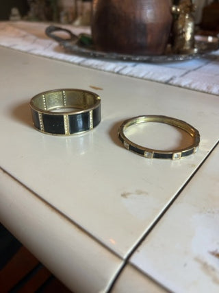 pair of vintage gold-tone hinged clamper cuff bracelets