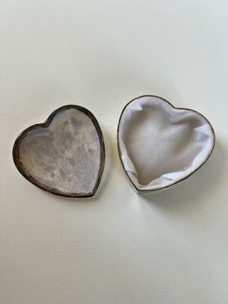 Silver plate heart bow  trinket box with lid|74495