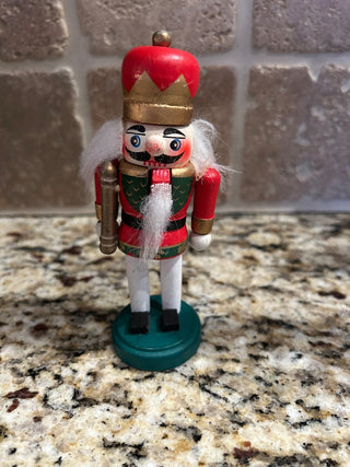Nutcracker Soldier    MTS|124982