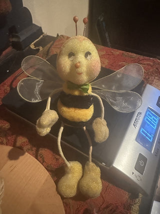 Whimsy Bumble Bee #62 VV MTS