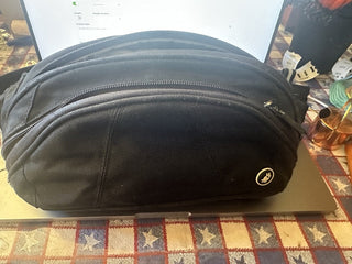 PacSafe travel security Stash Safe 100 Anti Theft hip pack #47 VV MTS