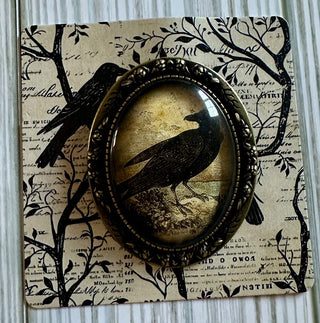 Victorian Brooch: Crow w/Goldtone Bezel  RCD|117486
