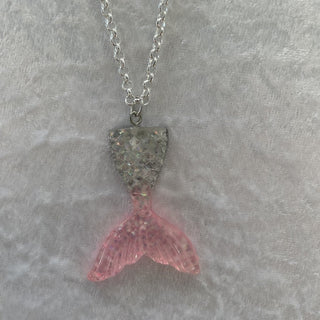 kid necklace, silver/pink mermaid tail RSV