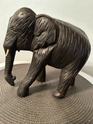 Elephant 9x10 Black Wood Carved|52435