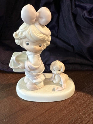 Precious Moments "Tied up for the holidays" #SM  RCD|145820