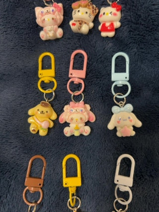 ASSRTD Sanrio Hello Kitty Keychain/Backpack Clip RSV