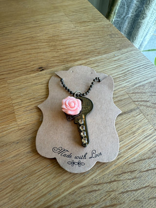 Necklace - Key Pink Rose|56402
