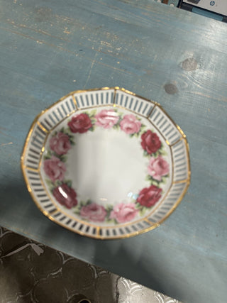 Schumann Bavaria Arzberg Germany Melrose Roses & Gold Trim Reticulated Compote #62 VV MTS|145324