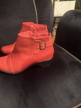 New Y2K Red Leather Booties Earth Origins Size 8 #63 VV MTS