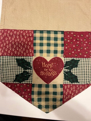 #913 Home for Holidays Runner