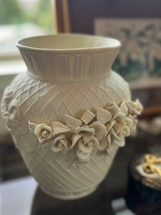 Vintage ceramic ivory roses vase RSV