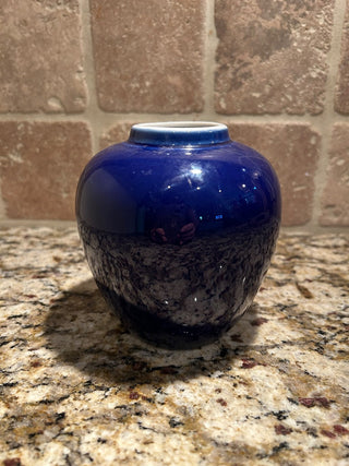 Cobalt Blue Vase with 2 Gold Pheasants    MTS