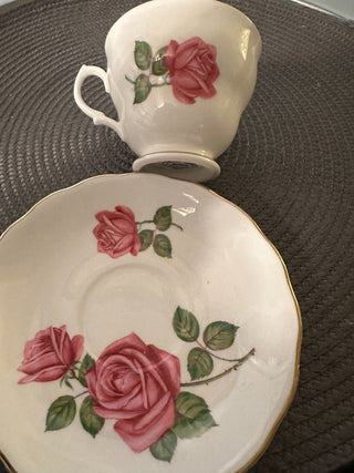 Vintage Teacup/ Saucer Royal Vale Rose MTS