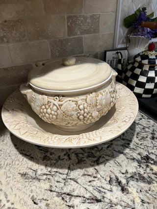 Harry & David Portugal "Vineyard" Ceramic Extra Large Serving Bowl RCD