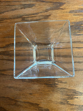 Square Glass Serving Bowl/Candy Dish    MTS