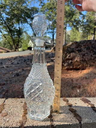 vintage 14 3/8” Anchor Hocking Wexford clear glass decanter