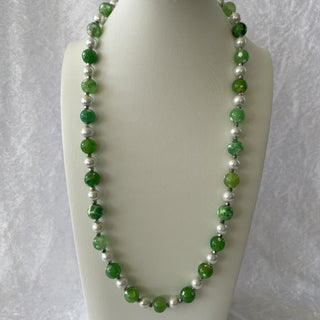 beaded necklace, green & white RSV