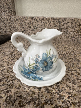 AJ - Mini Cornflower Pitcher and Basin MTS|77926