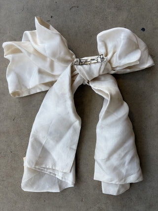silk cream colored hair bow MTS|122974