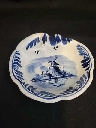 Vintage Delft Blue 4" Hand Painted Ashtray RCD|103619
