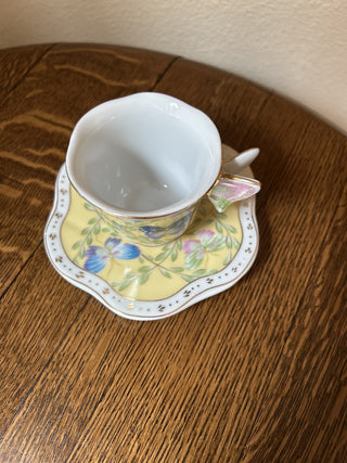 Butterfly Tea Cup and Saucer, Yellow with Gold Trim      MTS|69427