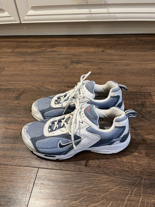 Women's Size 10 Nike Shoes White/Blue RCD|117401