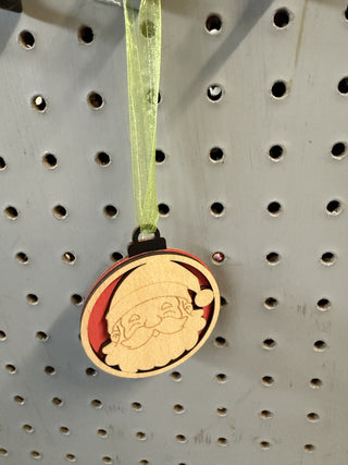 Ornament Round Rustic Wood Santa RCD|126677