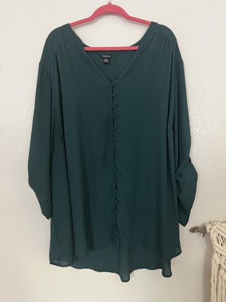 Torrid Blouse dark green plus size 6 MTS