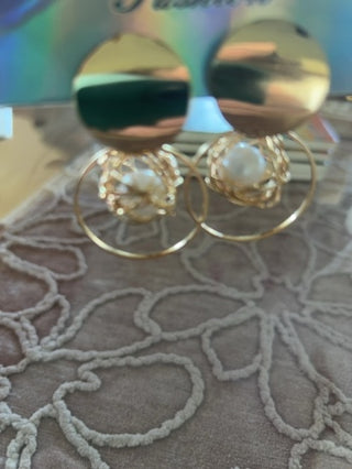 Gold tone clip earrings