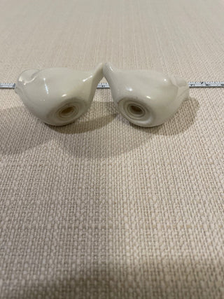 Vintage white bird salt and pepper shakers  RSV