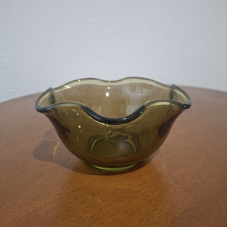 Vintage Indiana Glass Green Ruffled Edge Snack Bowl