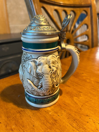 Avon Endangered Species The Asian Elephant Stein RSV