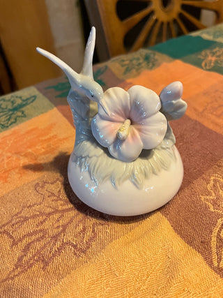 VTG SF Music Box Company Revolving Hummingbird RSV