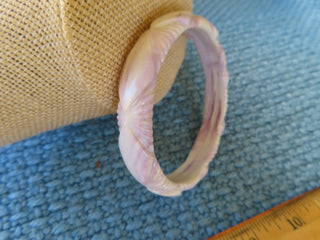 Lavender & white plastic bangle bracelet RCD|73510